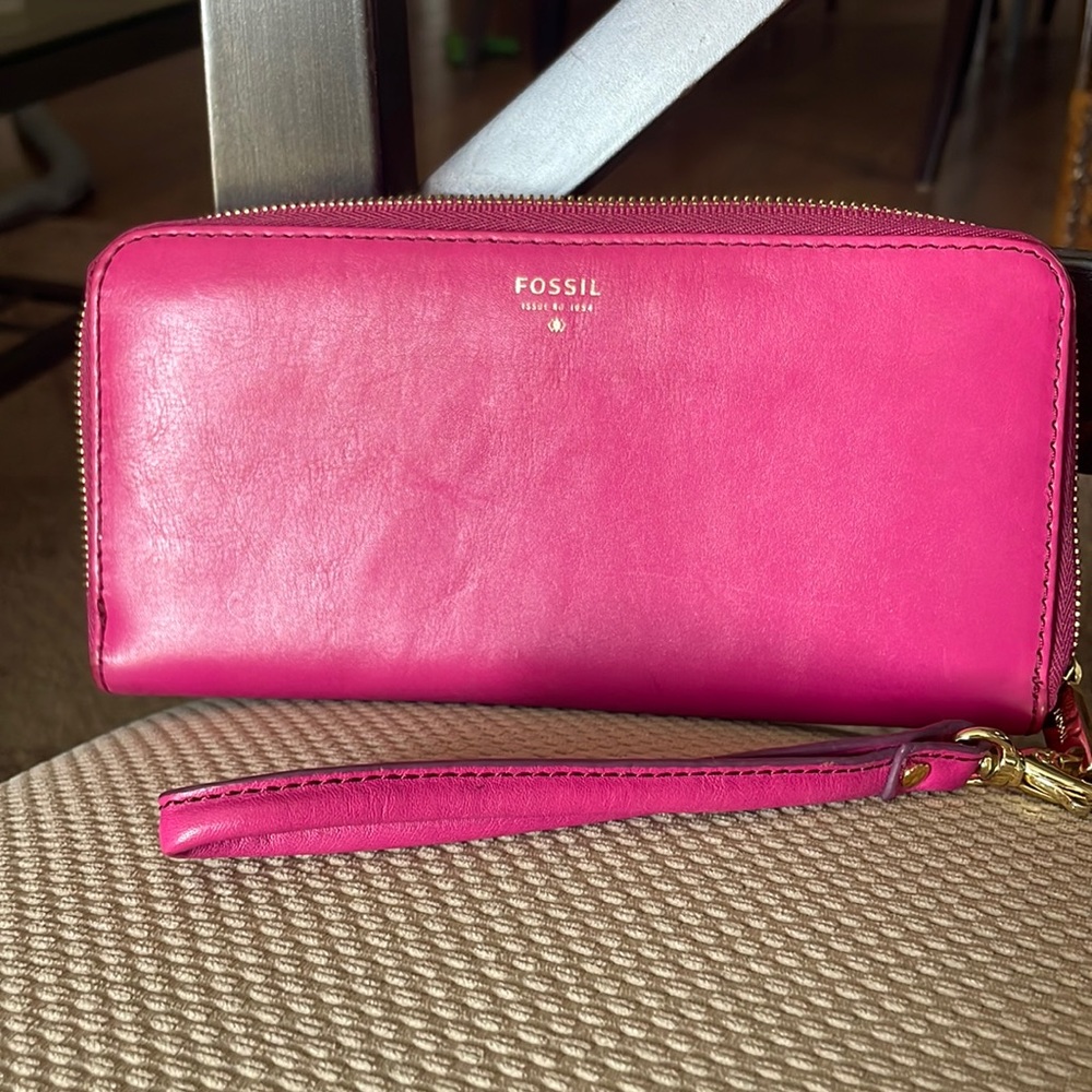 Zipper Fossil wallet